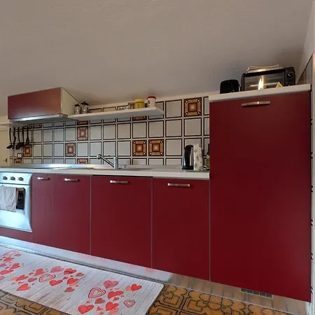 La Mansarda Dei Tre Cipressi 아파트